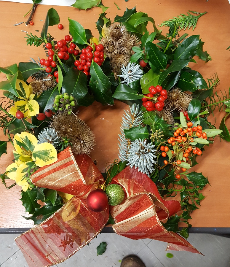 Happy Christmas wreath